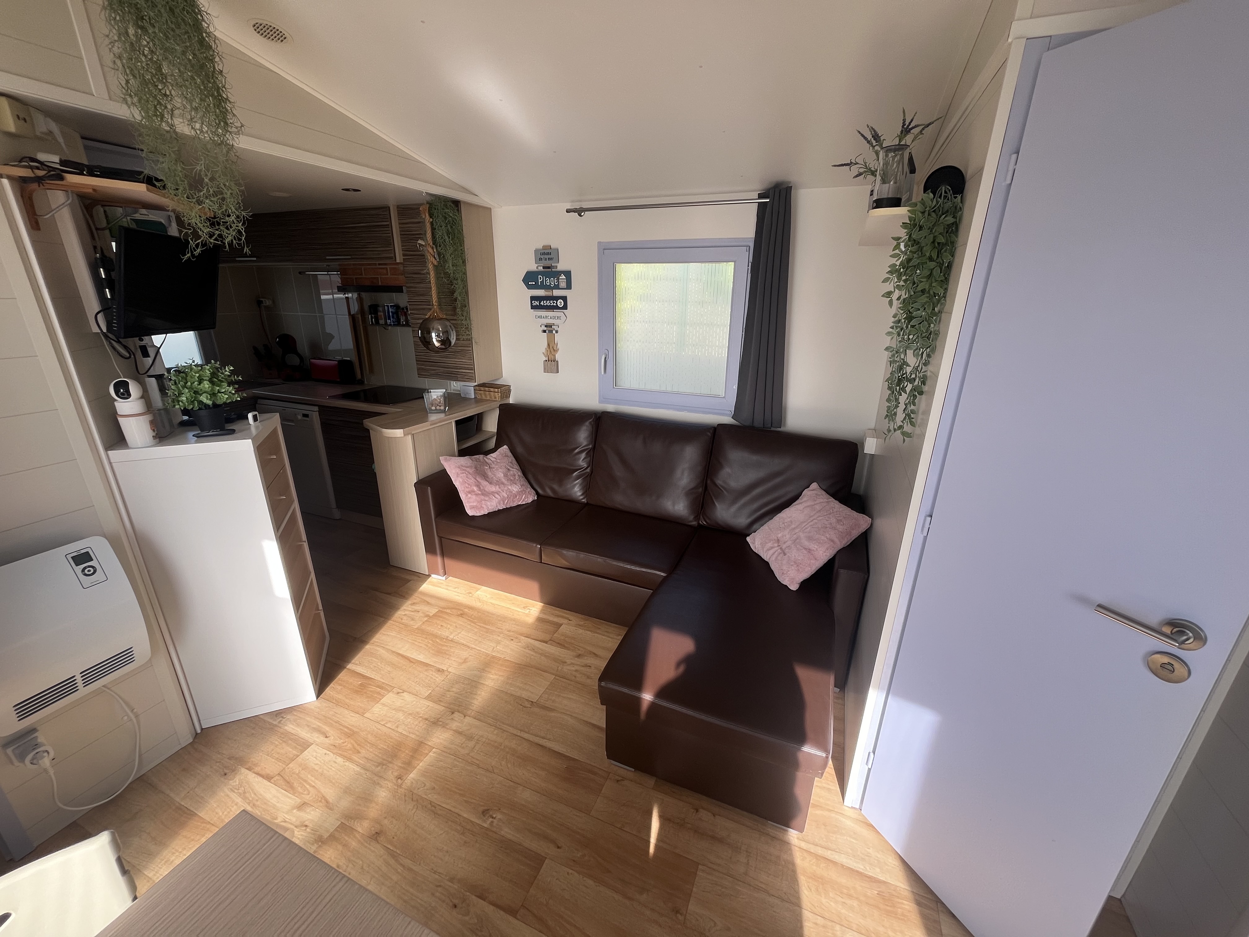 3587living
