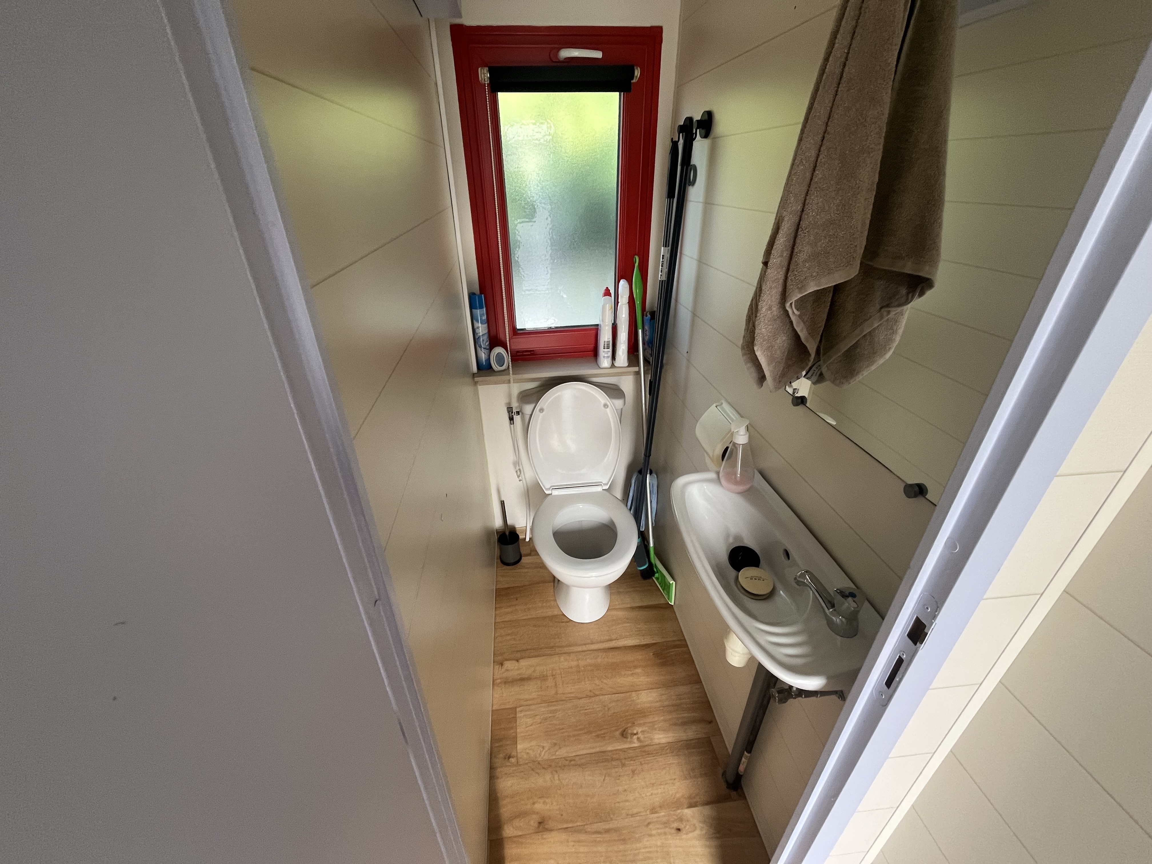 3587toilet
